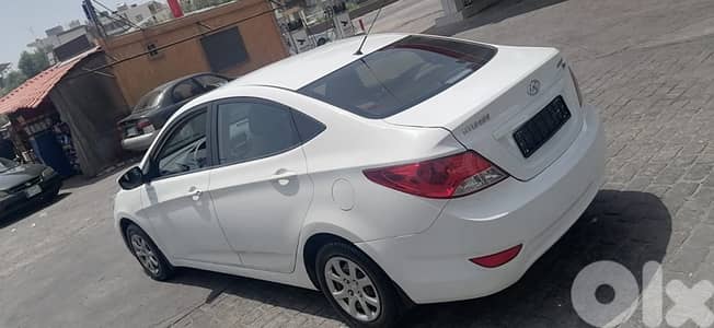 Hyundai Accent 2013