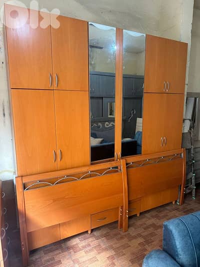 اوضة نوم تختين ملبسة قشر زان كتير مرتبة