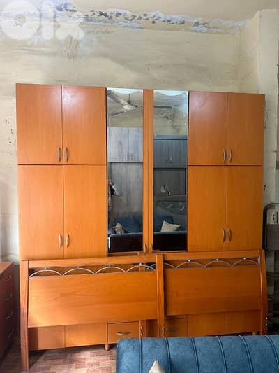 اوضة نوم تختين شغل توصاية ملبسة قشر زان شبه جديدة