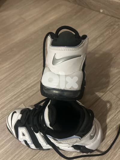NIKE AIR UPTEMPO 2025
