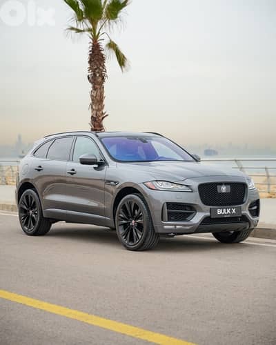 Jaguar F-Pace 2019 - R-Sport - CLEAN CARFAX !! - Panoramic Roof
