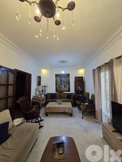 Strategic Location l 150 SQM Apartment in Tayouneh l Ref: FT