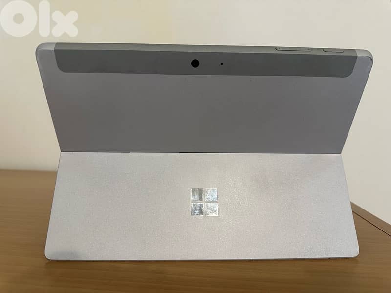 Microsoft Surface Go 1824 Hybrid Convertible Tablet 3
