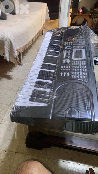 أورغ غربي ٦١ مفتاح