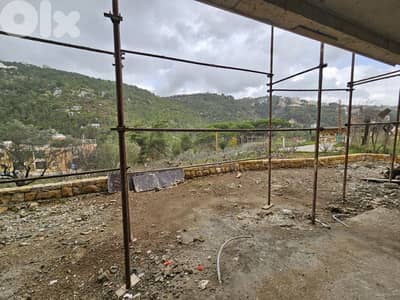 Beautiful Apartment with Garden in Mar Chaaya