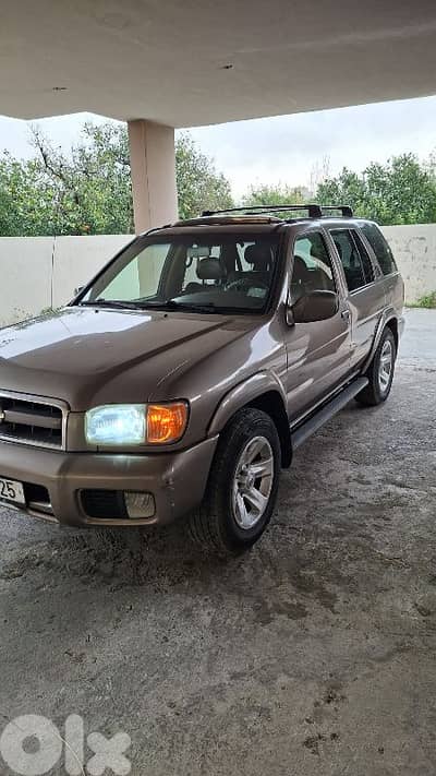 نيسان باثفايندر 2003