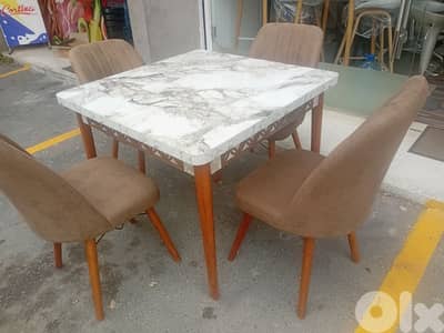 طاولي شبه جديد