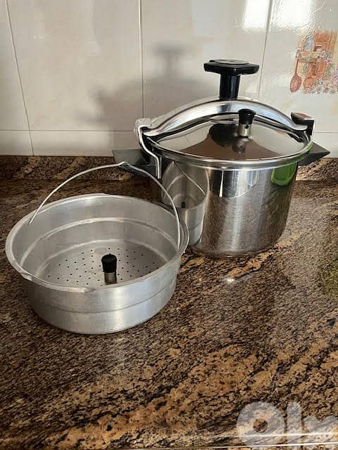 SEB Authentic Pressure Cooker 1