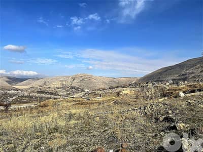 Hot-Deal LAND For Sale in Val de neige أرض في فاريا