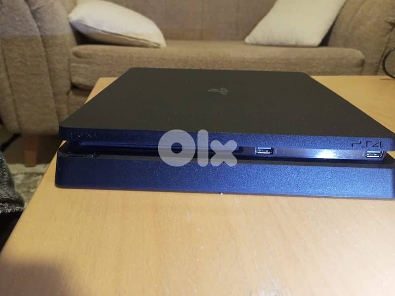 ps4 in perfect condition 3