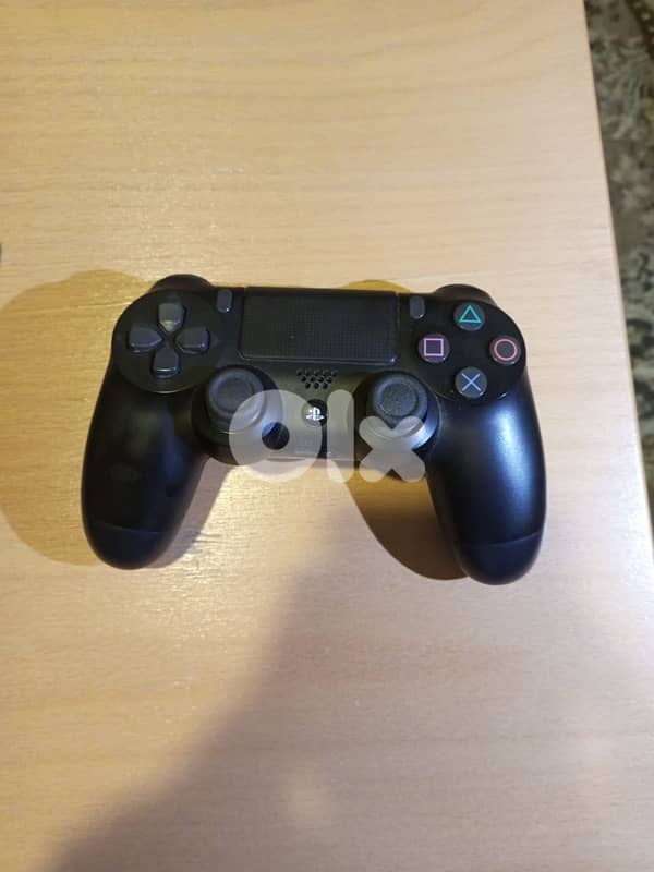 ps4 in perfect condition 4