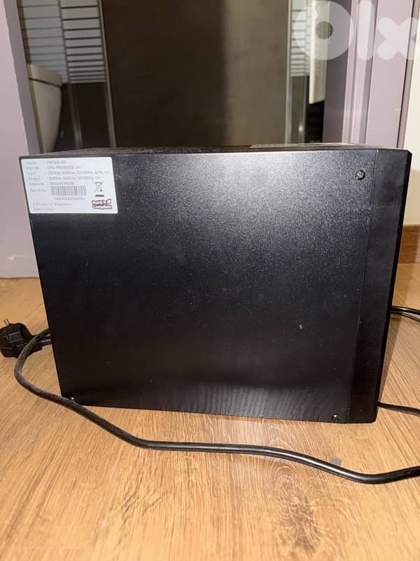 LIKE NEW 1000VA Online UPS PROLINK 1