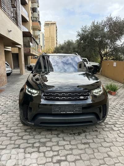 Land Rover Discovery HSE luxury 2018 black on black (clean carfax)