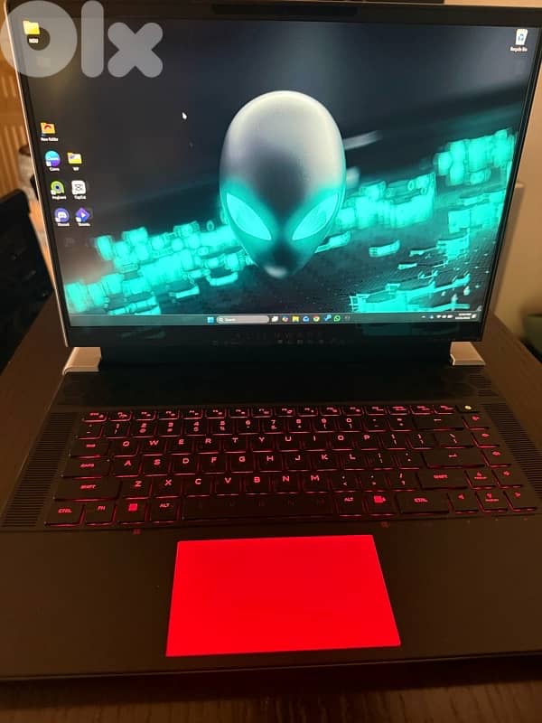 ALIENWARE X16 Used Like New !! 1