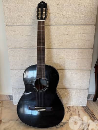 Yamaha C40BL Classical Guitar – Excellent Condition
