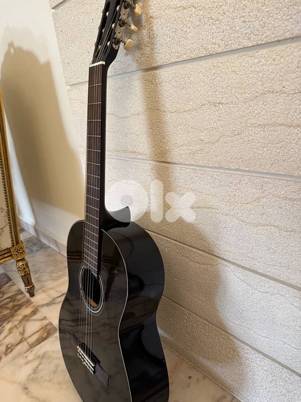 Yamaha C40BL Classical Guitar – Excellent Condition 1