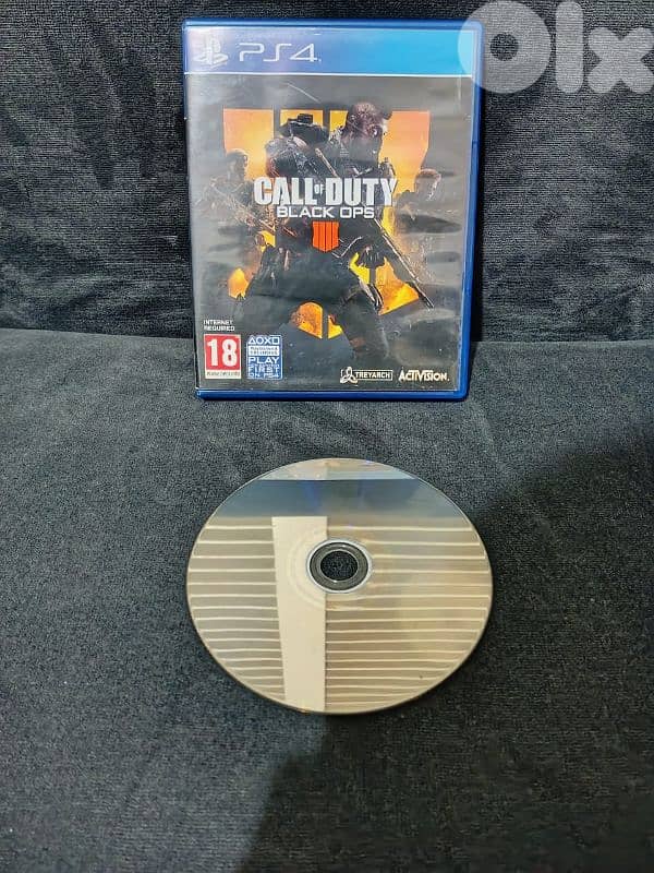 COD: Black Ops 4 and Destiny 2