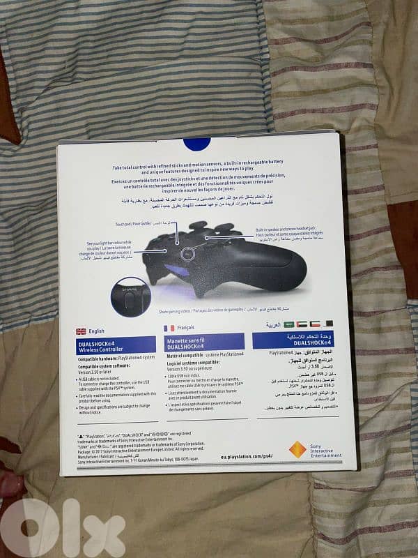 ps4 controller+games bundle 1
