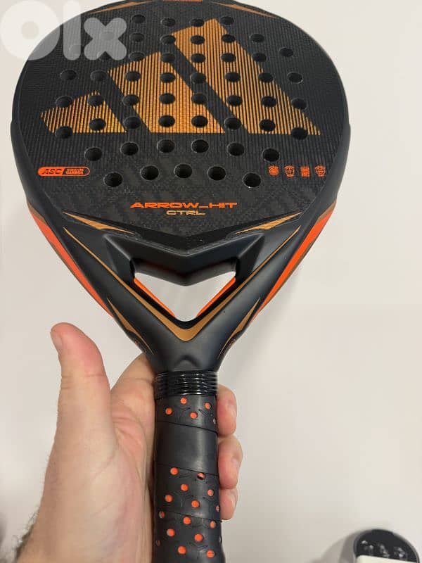 Adidas Arrow control 9