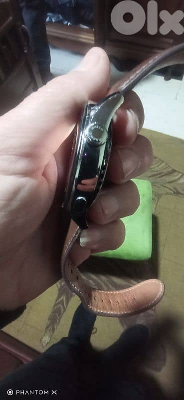 ساعة واتش ٣