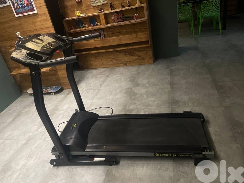 Sprint 911 Treadmill 4