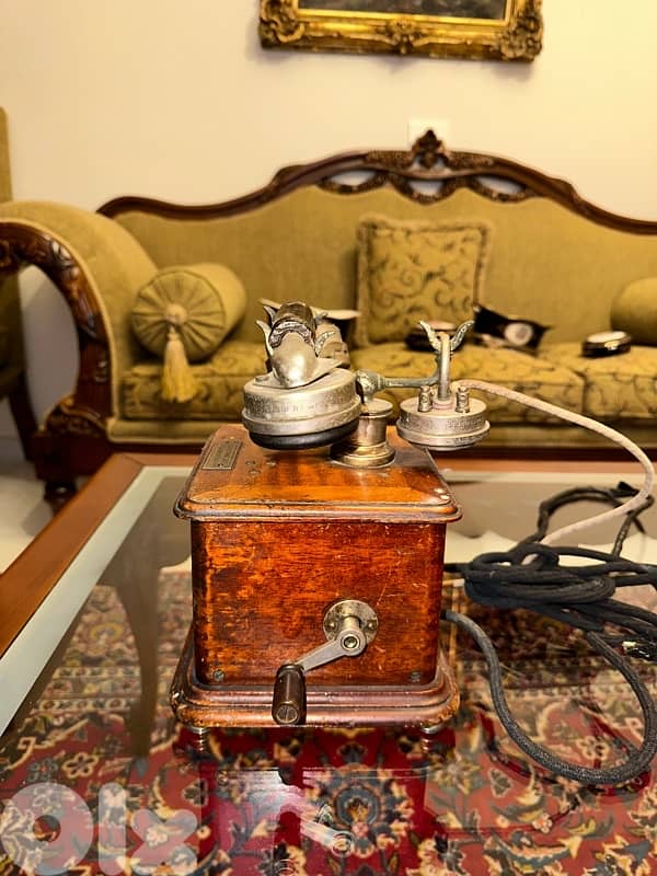 1910 antique phone 1