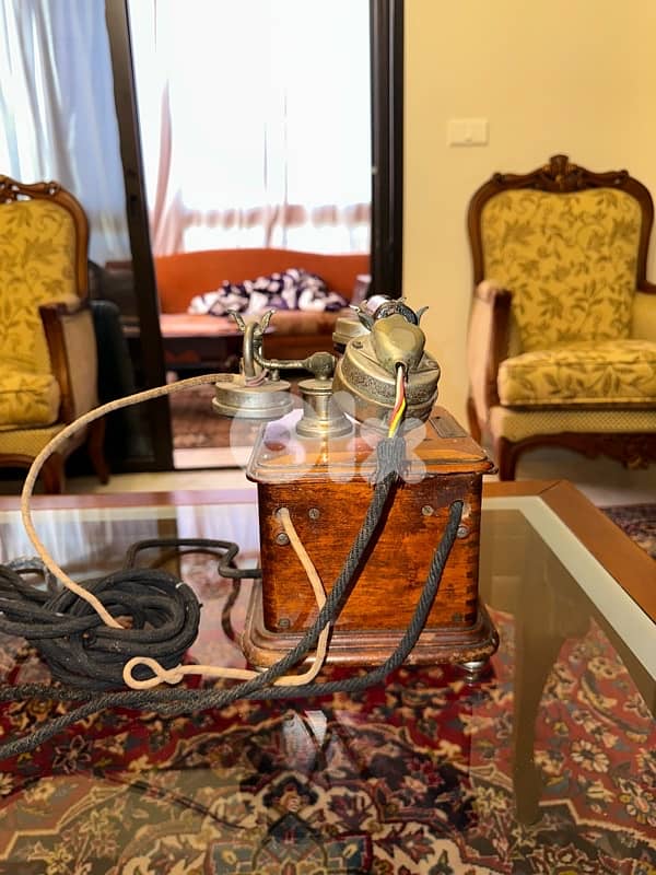1910 antique phone 3