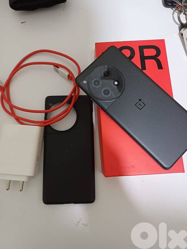 OnePlus 12 R 16 ram 256 1