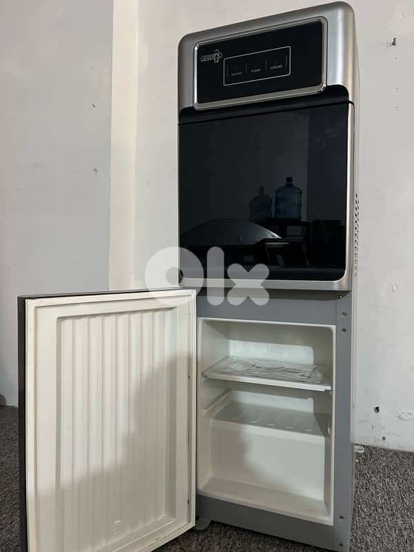 water dispenser 4
