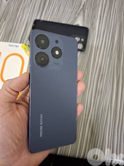 spark 10 pro 256gb 16 ram