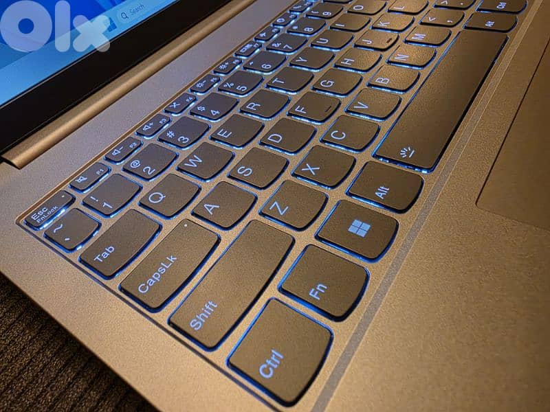 LENOVO THINKBOOK CORE I7 GENERATION 12 / TOUCH SCREEN 15.6/16G RAM 5