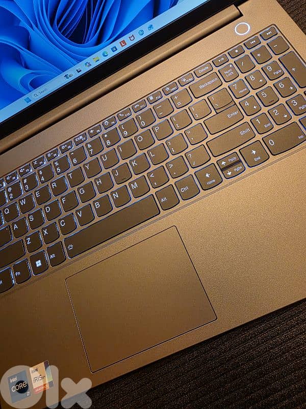 LENOVO THINKBOOK CORE I7 GENERATION 12 / TOUCH SCREEN 15.6/16G RAM 6