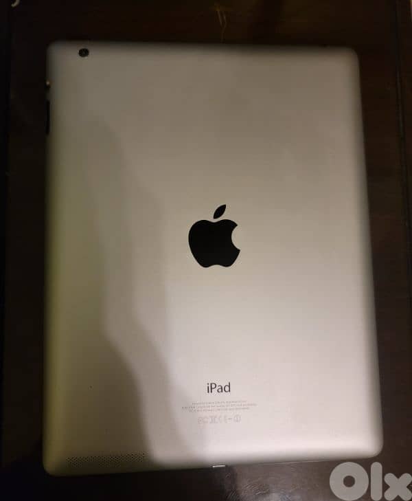 ipad 4 very clean 16GB storage 1