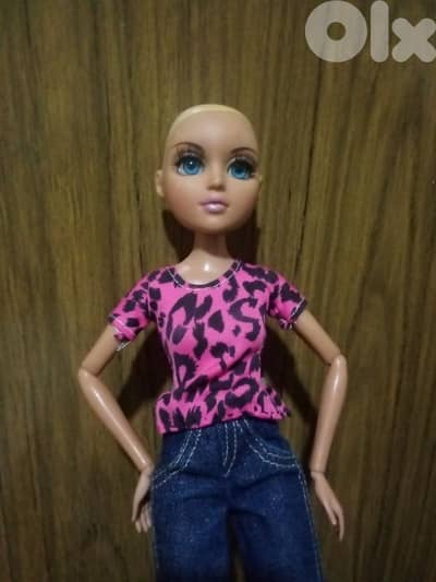 MOXIE TEENZ Articulated Long As new doll wearing without a Wig=21$