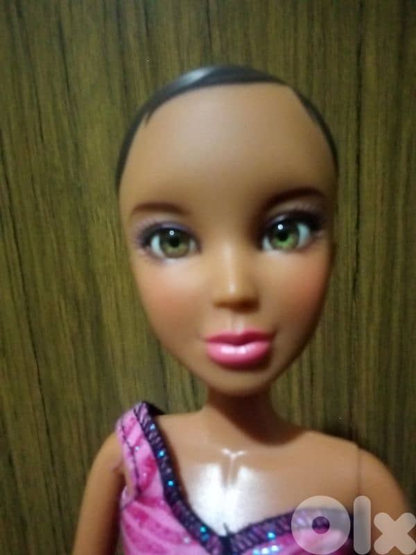 LIV Mattel Articulated as new dressed doll+shoes, without Wig=20$ 2