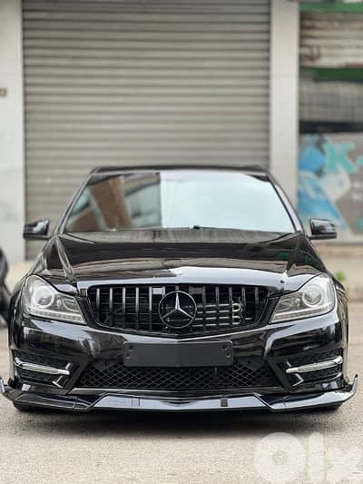 مرسيدس بنز 240/260/280 2008