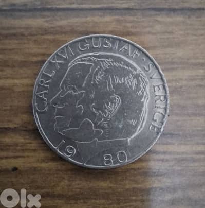 عملة معدنية من فئة 1 كرونة سويدية تحمل 1980
