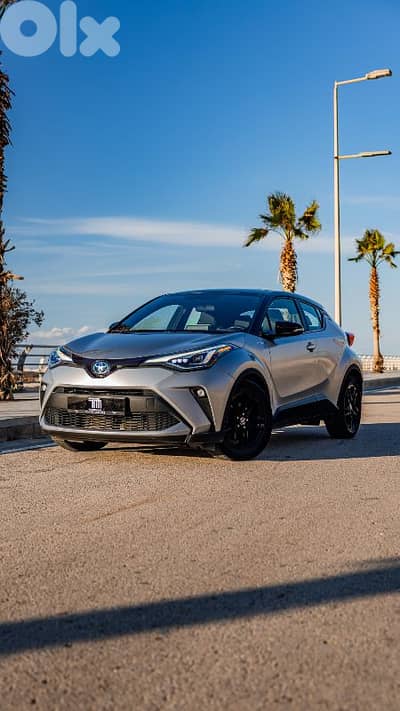 TOYOTA  CH-R  HYBRID  2022,  1.8L ENGINE + ELECTRIC MOTOR