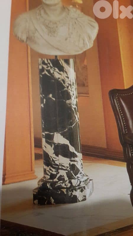 Marble columns Huge 5