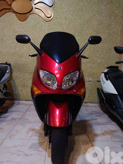 tmax Yamaha