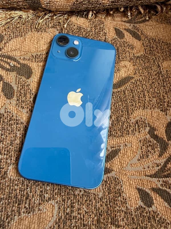 iPhone 13 mint condition 88% battery 1