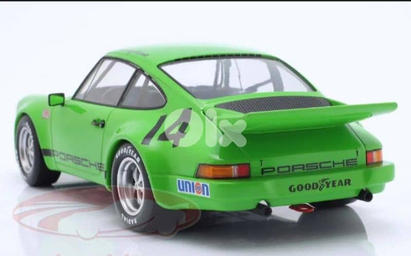 1973 Porsche RSR IROC (E. Fittipaldi) diecast car model 1;18 3
