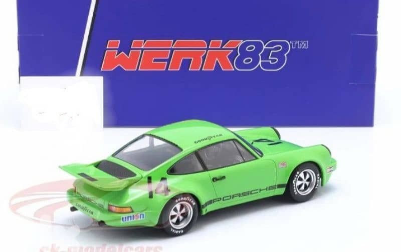 1973 Porsche RSR IROC (E. Fittipaldi) diecast car model 1;18 5