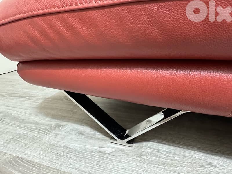 Elegant Italian Leather L-Shape Sofa - Excellent Condition 4