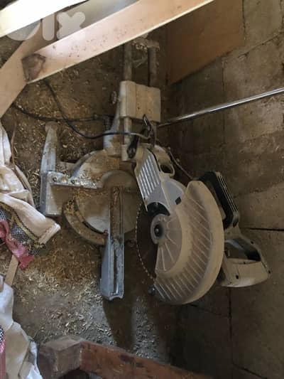 منشره كامله المعدات للبيع