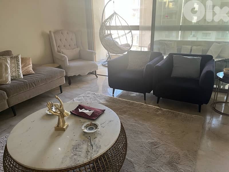 Full Salon with  a center table 1