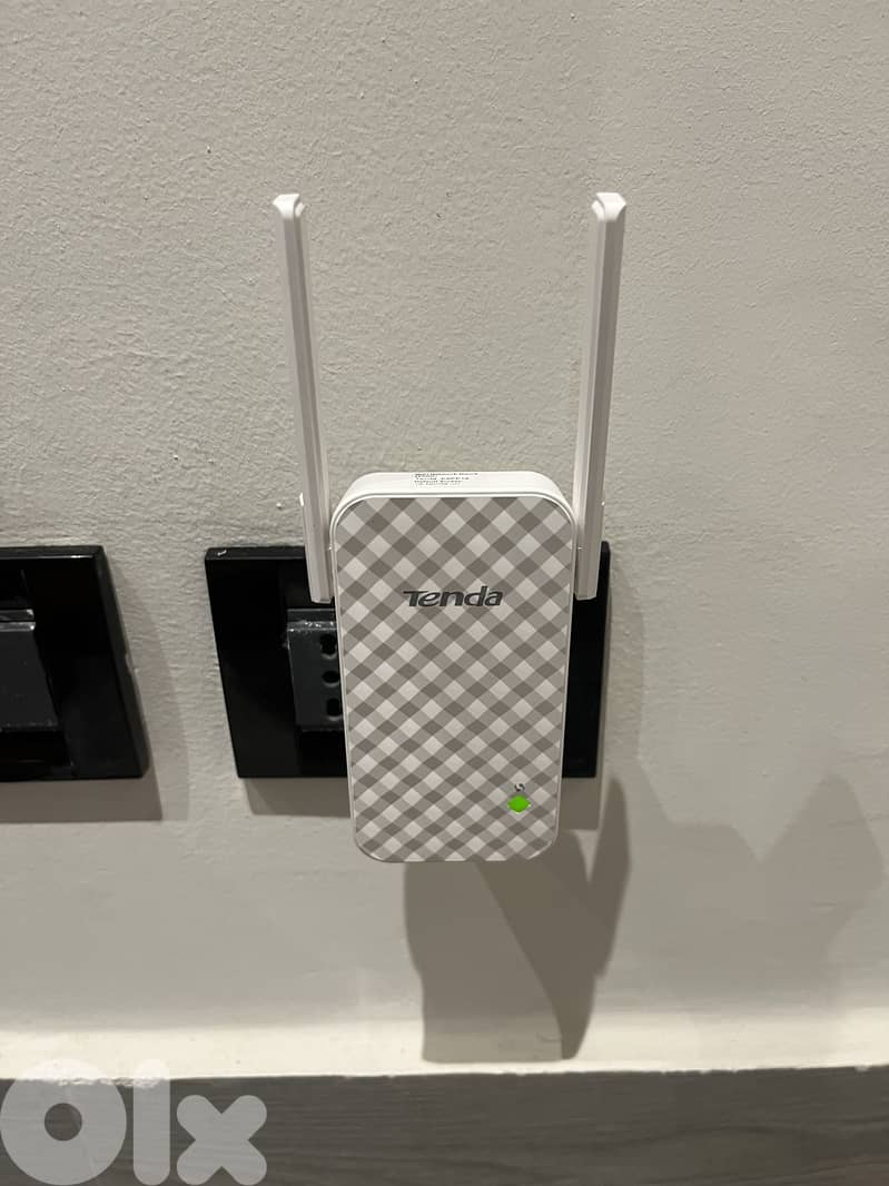 Tenda Wifi Extender 1