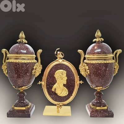 Prophyry set Antique