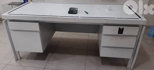 مكتب خشب للبيع