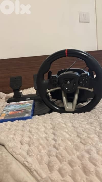 Hori steering wheel and the crew motorfest cd ps5